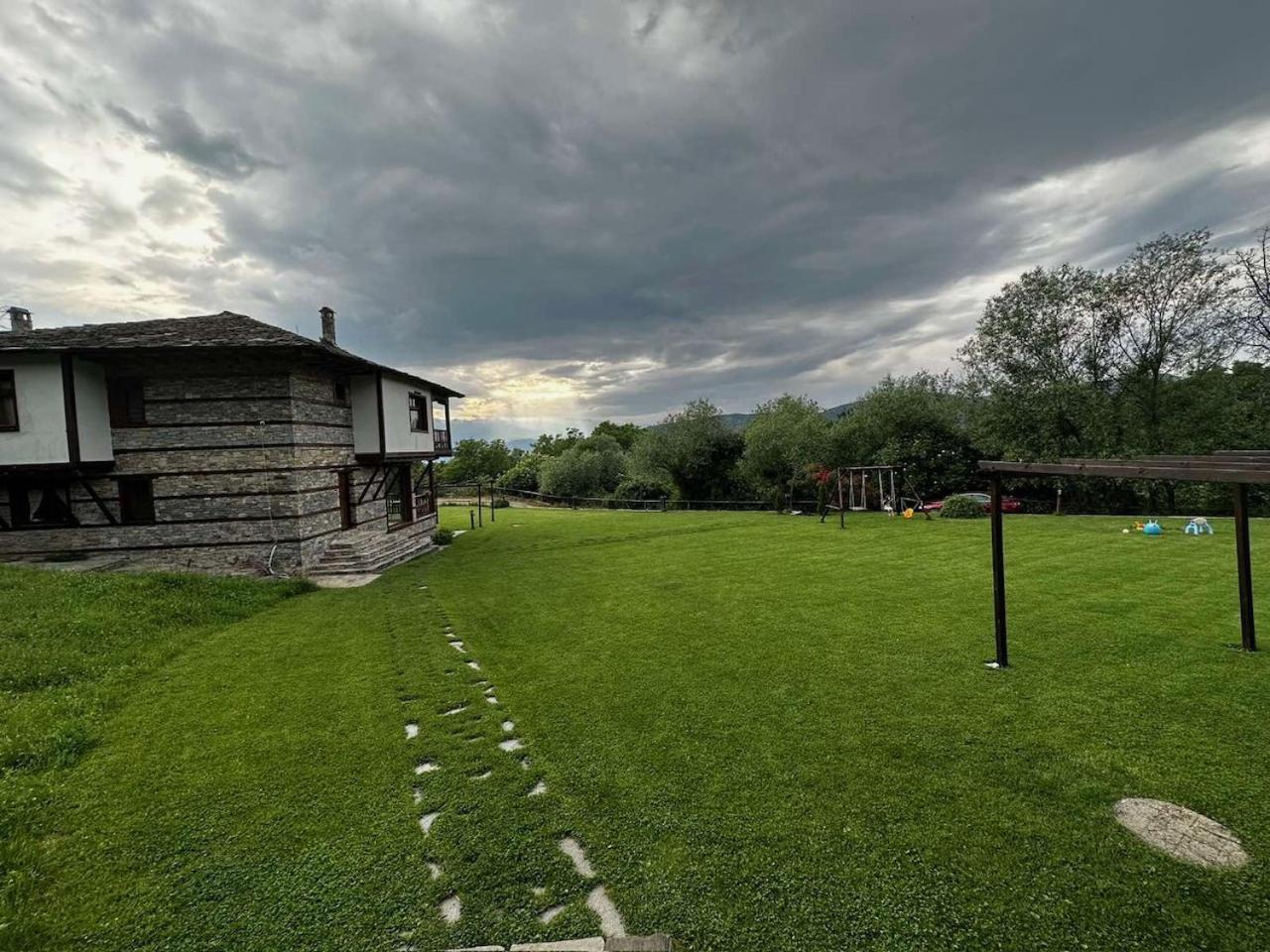 Leshten Guest Homes Dış mekan fotoğraf
